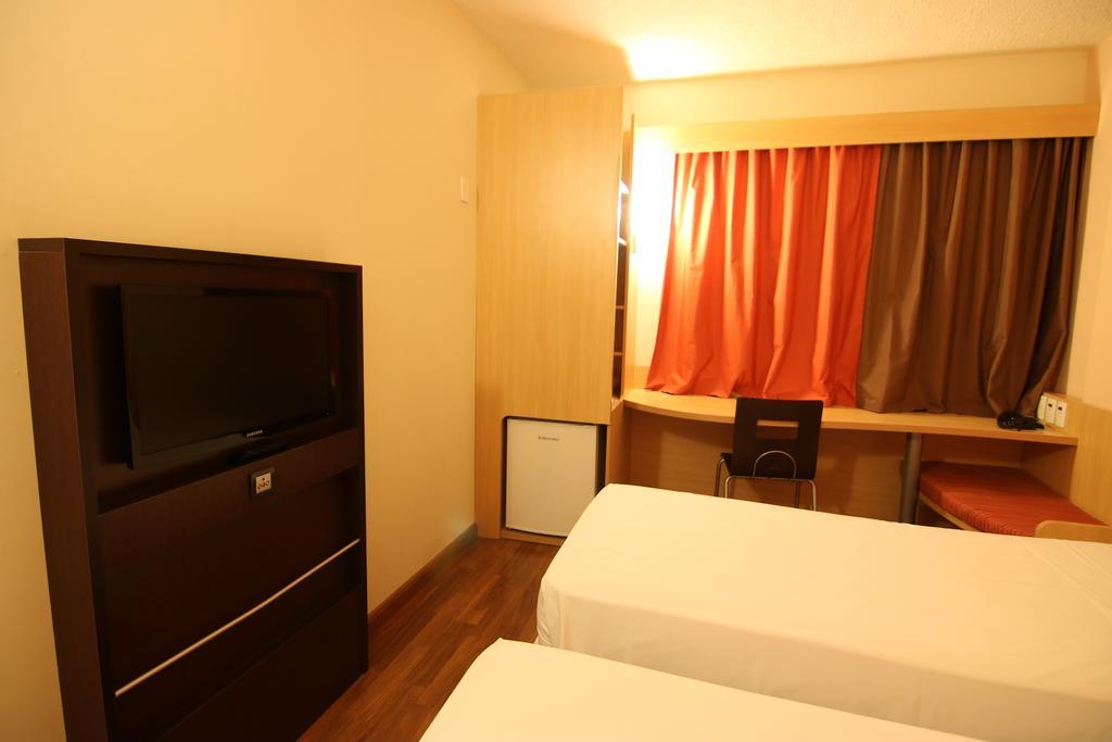 Samba Hotel Itaborai